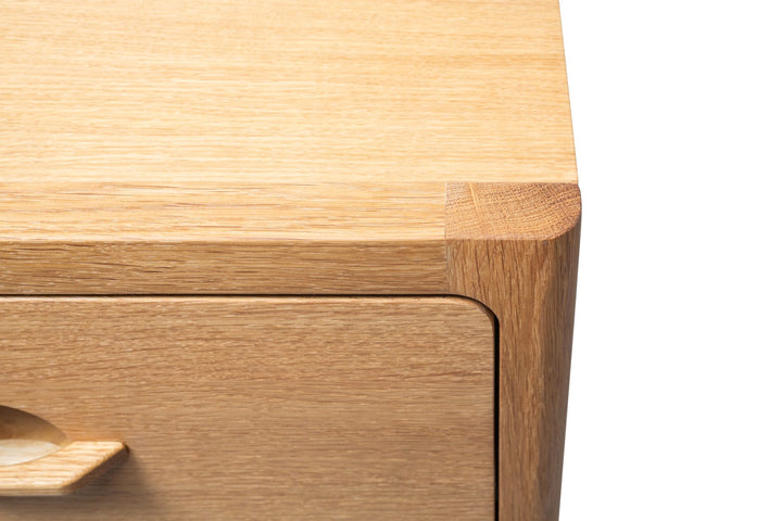 Oak chest of drawers Elin, detail image
