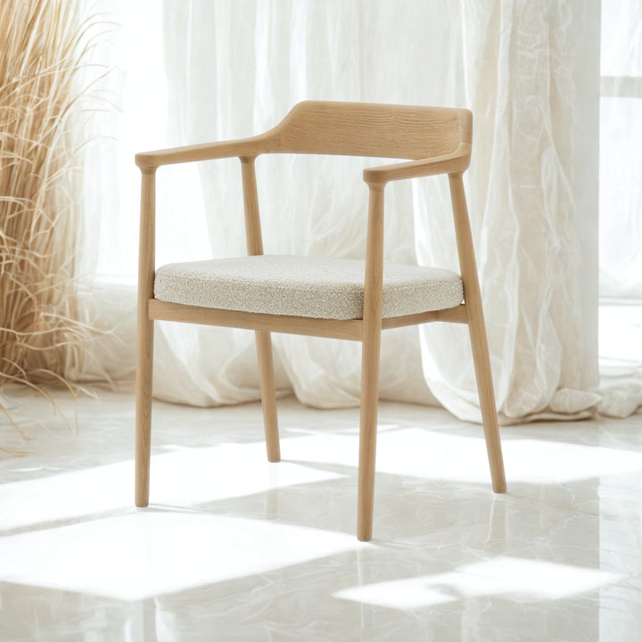Bergen – Elegant Oak Dining Chair with light solid oak frame and cushioned seat in minimalist Scandinavian design, gallery position 1, Bergen-Cloud-119.webp
