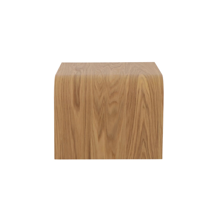 Celeste Oak Coffee Table with Poufs – Beige Fabric close-up of curved natural oak wood tabletop with Scandinavian solid oak grain, gallery position 1