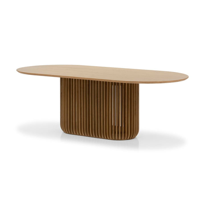 Dining Table Franz – Modern Oak Design with Natural Elegance in solid oak with distinctive ribbed base, Scandinavian minimalist style