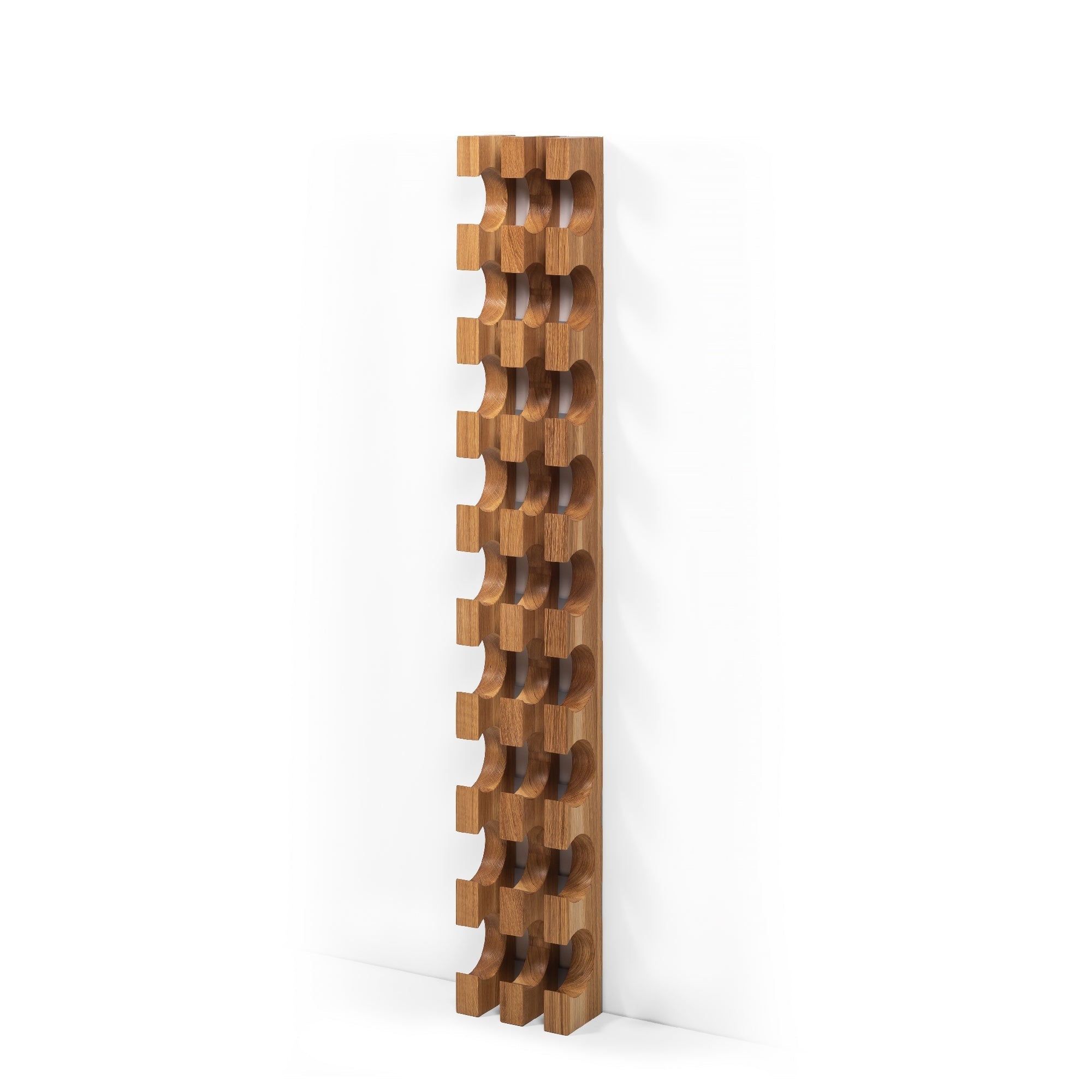 Wall-Mounted Oak Wine Rack – Handcrafted Solid Hardwood, Holds 9 Bottles, vertical minimalist solid oak wood design, gallery 1, Veiniriiul_seinale_9-le_tamm_oli_11051.jpg